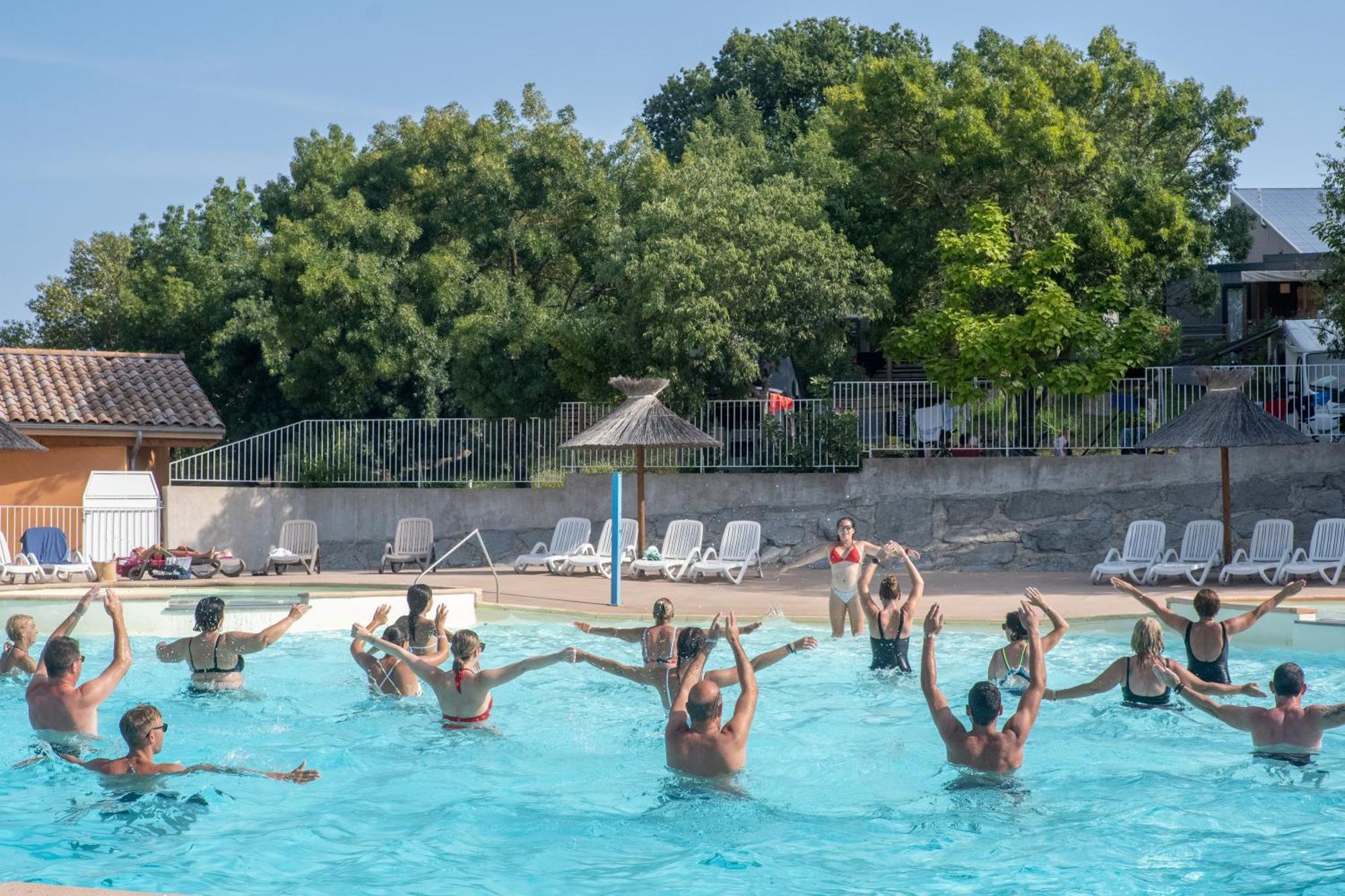 Camping La Chapouliere Ruoms Exterior photo